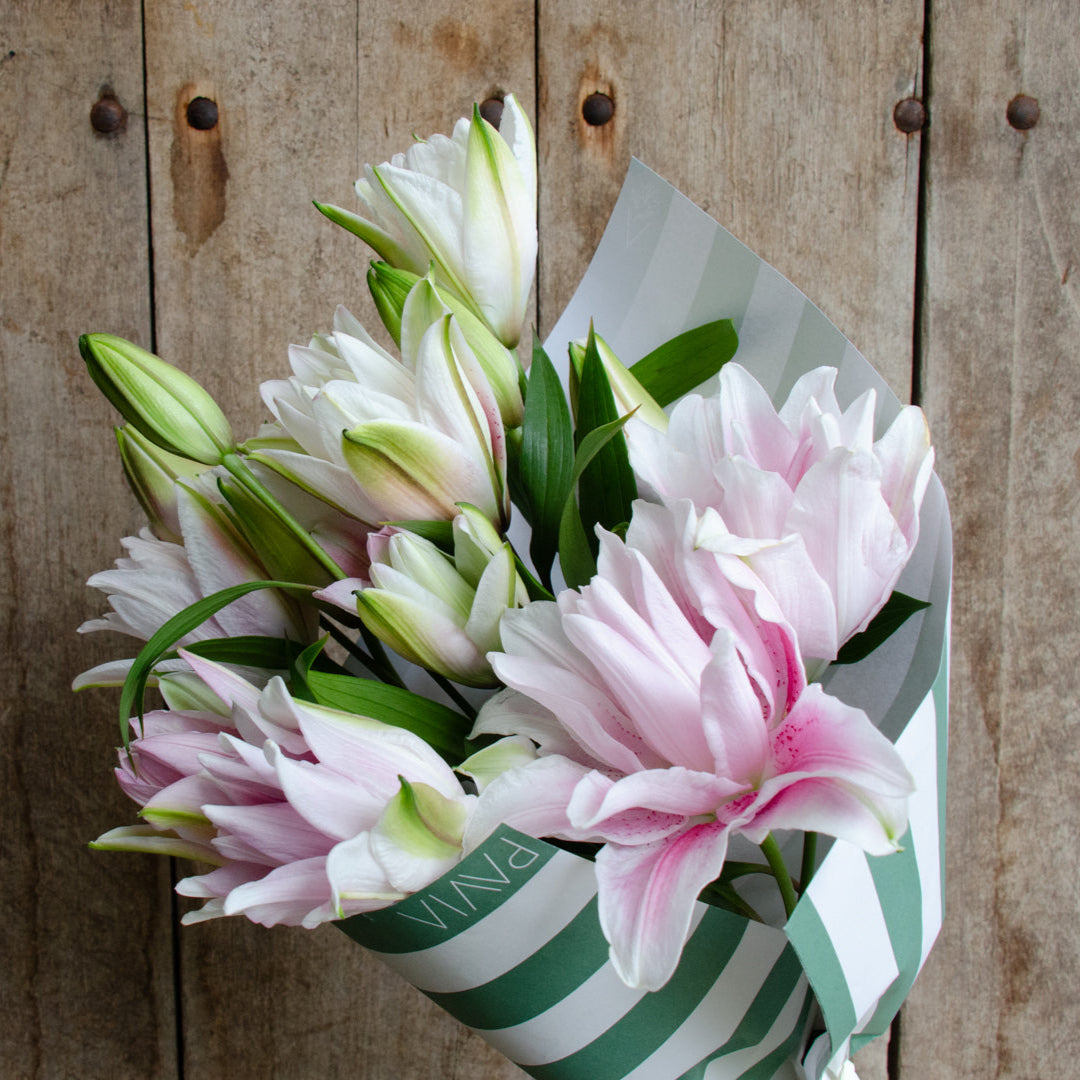 grace lily flower Roselily Grace Fresh Delivery Flowers US